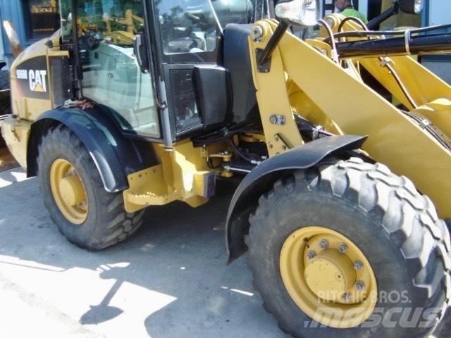 CAT 906 M Utovarivači na kotačima