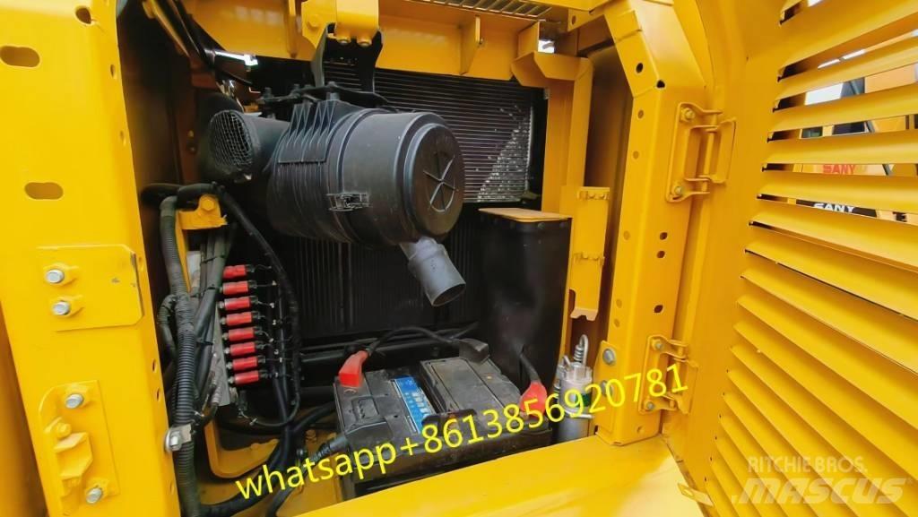 Komatsu PC 130 Bageri gusjeničari