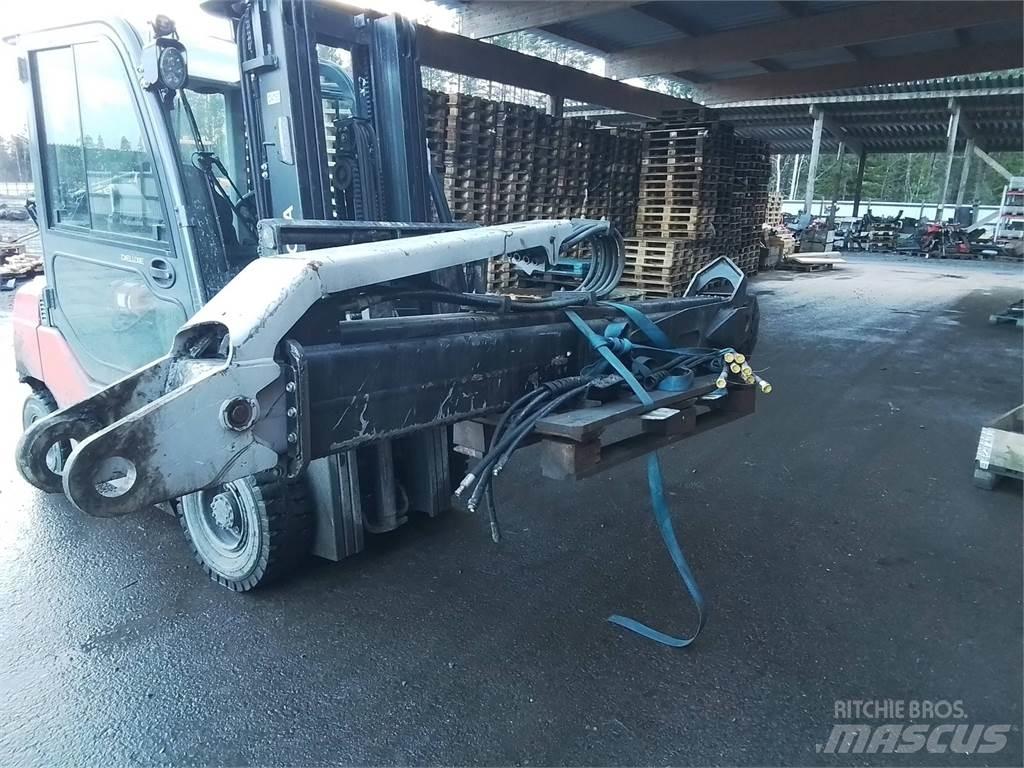 Komatsu 165F Kranovi za stabla