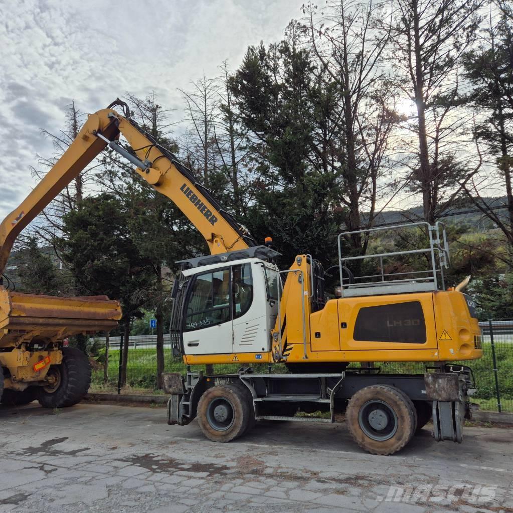 Liebherr LH 30 M Bageri za manipuliranje materijalom / otpadom