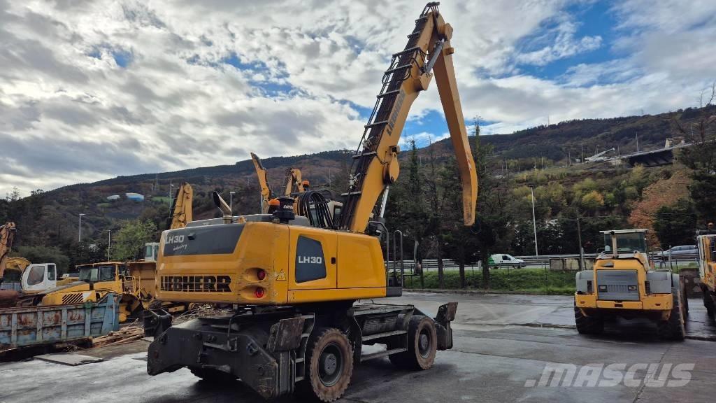 Liebherr LH 30 M Bageri za manipuliranje materijalom / otpadom