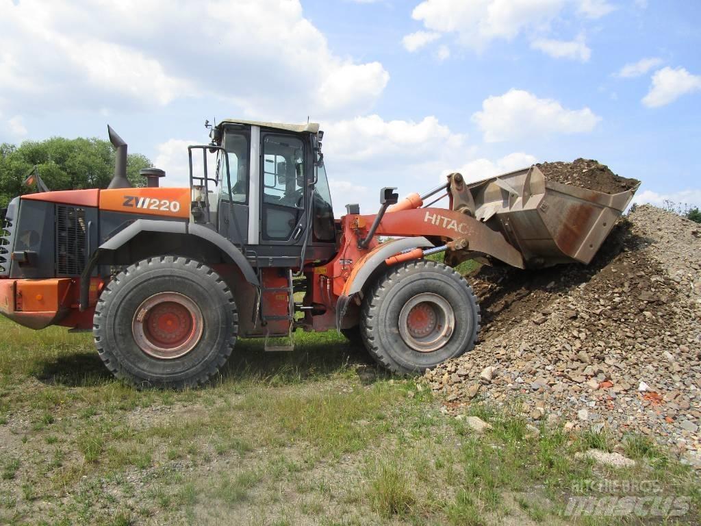 Hitachi ZW 220  Waage Utovarivači na kotačima