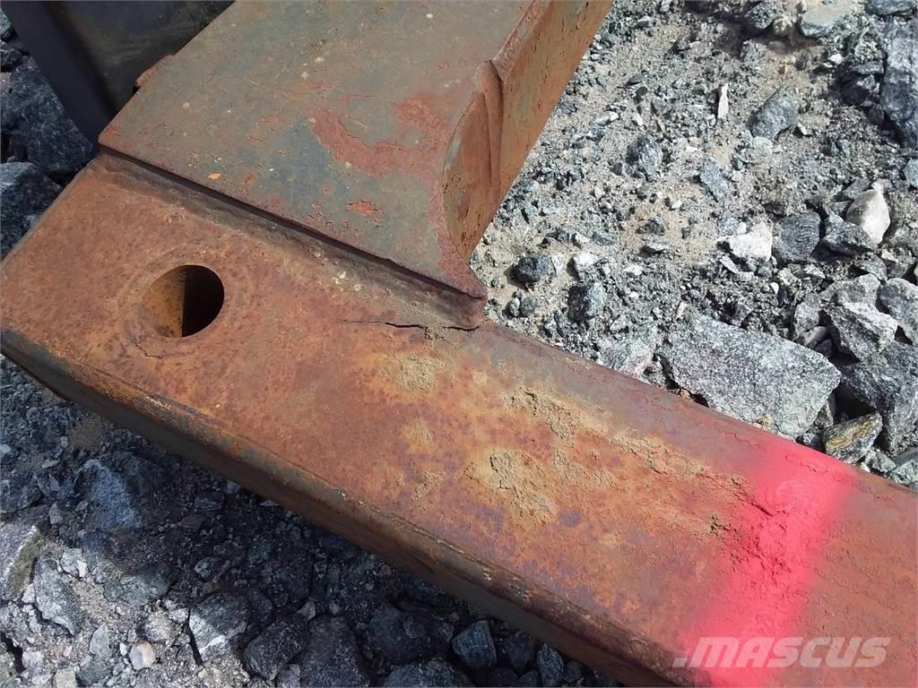 Valmet 890 Ostale komponente