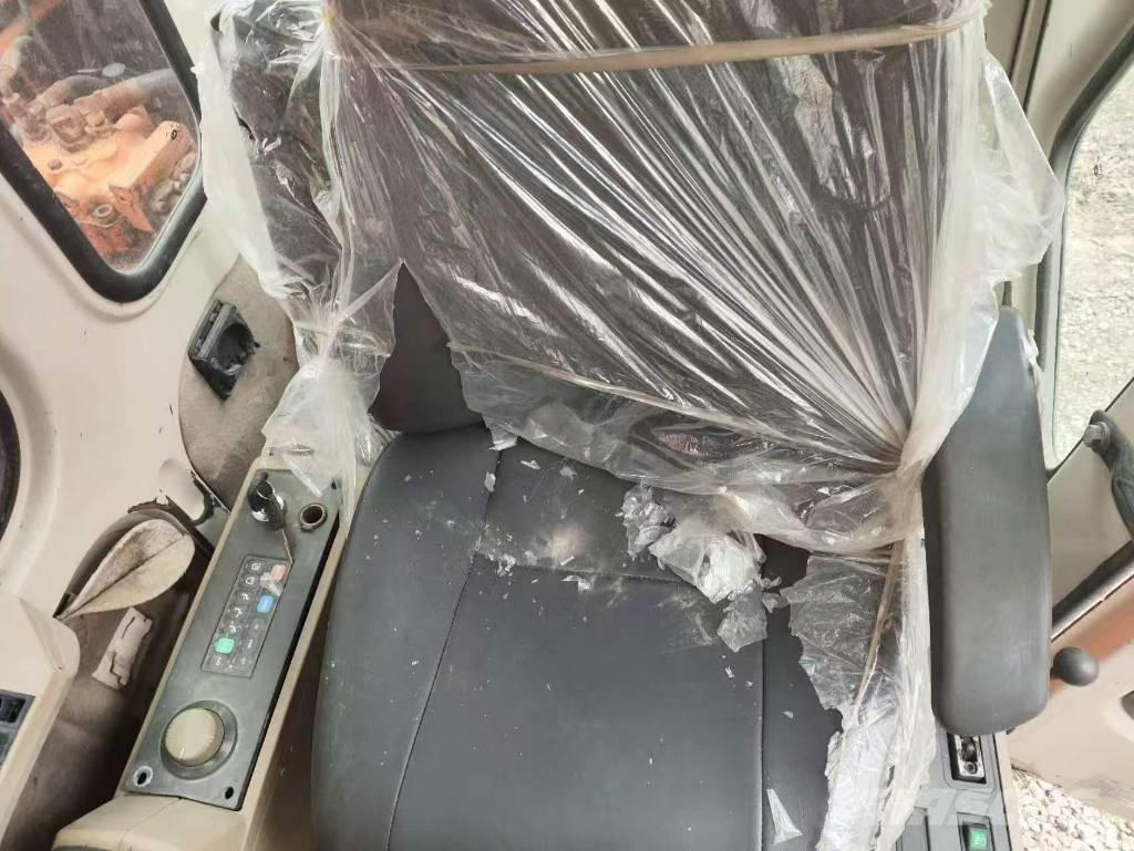 Doosan DH 210 W-7 Bageri na kotačima