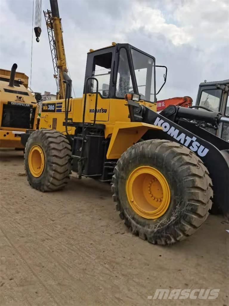 Komatsu WA 380 Utovarivači na kotačima