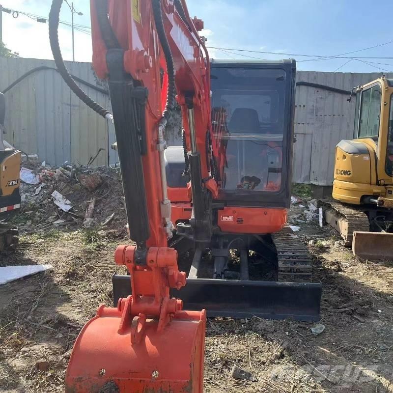 Kubota U 35 Mini bageri <7t