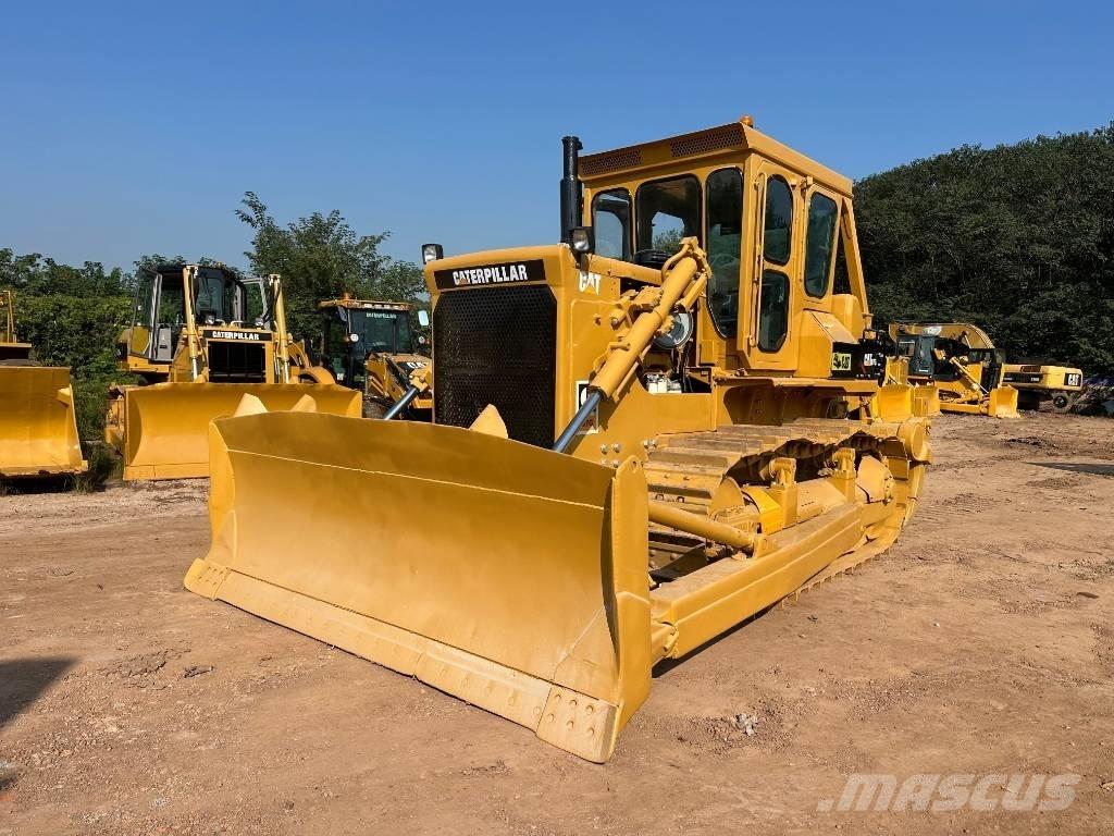 CAT D7G Buldožeri gusjeničari