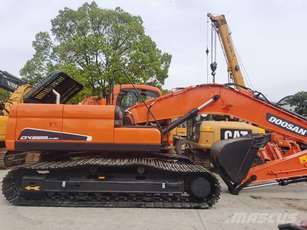 Doosan DX225LC-9C Bageri gusjeničari