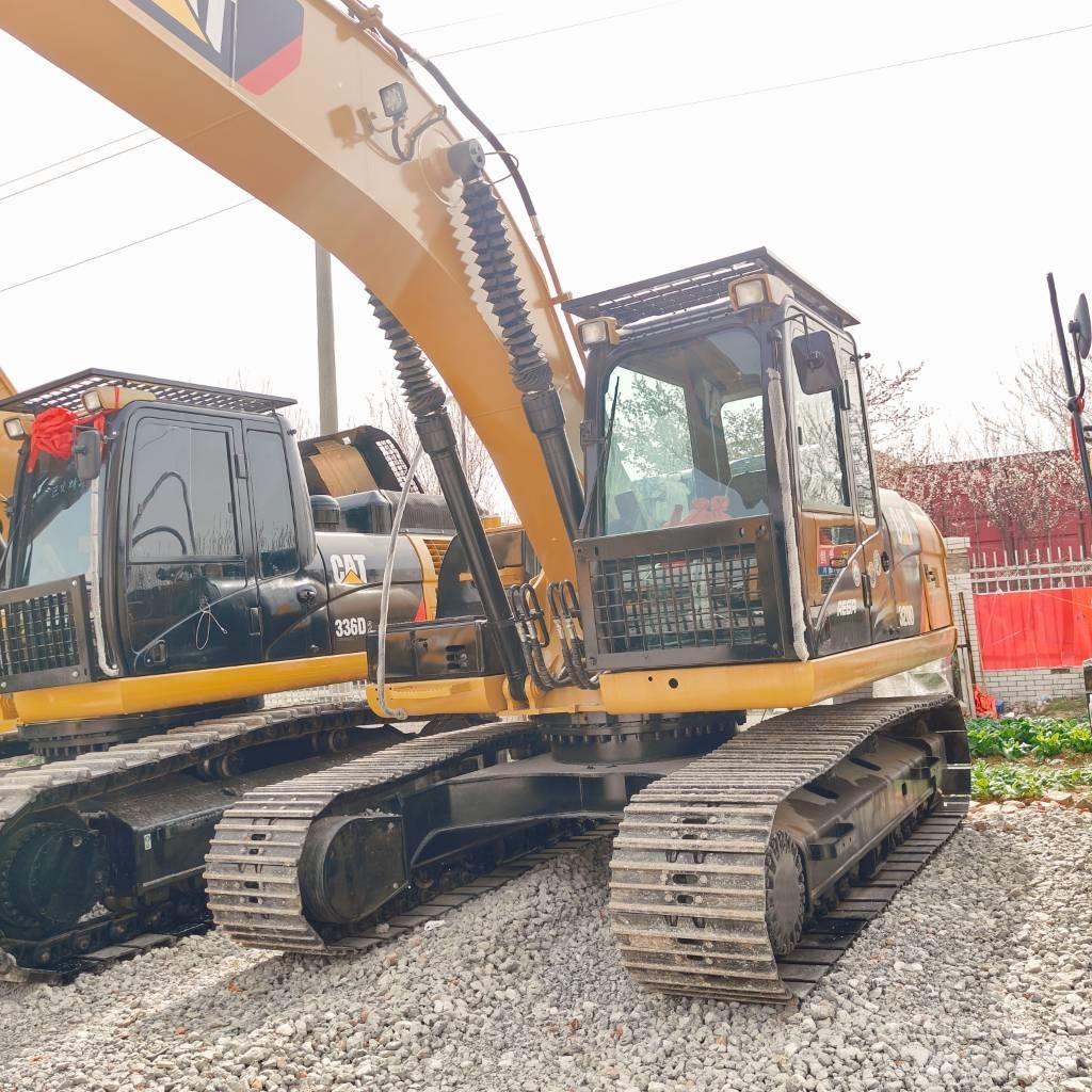CAT 320D Bageri gusjeničari