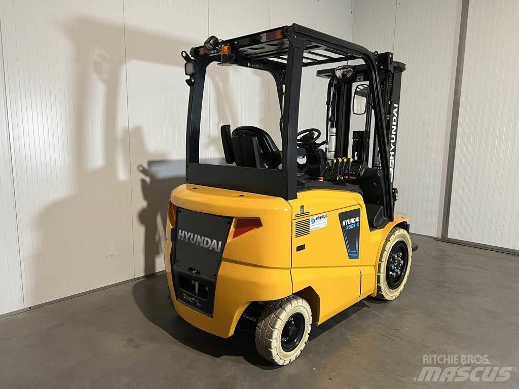 Hyundai 25BE-X Električni viličari