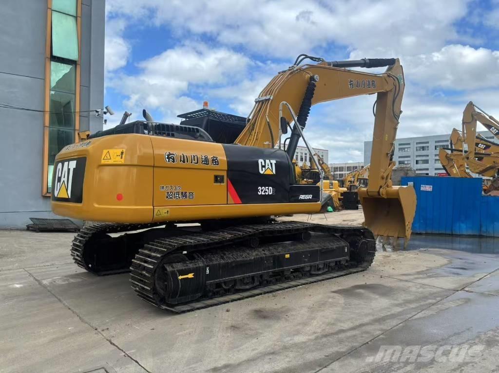 CAT 325 D Bageri gusjeničari