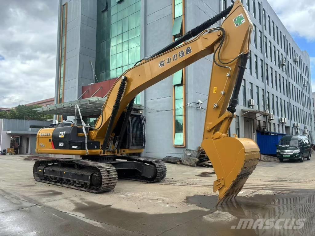 CAT 325 D Bageri gusjeničari