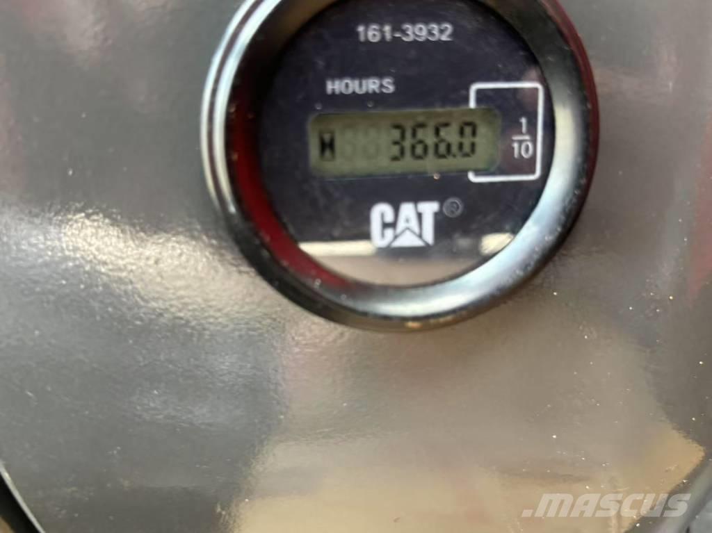 CAT 325 D Bageri gusjeničari