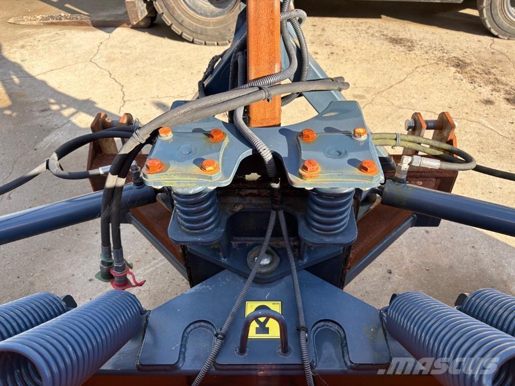  Ozamet  TR32 Sniježne daske i  plugovi