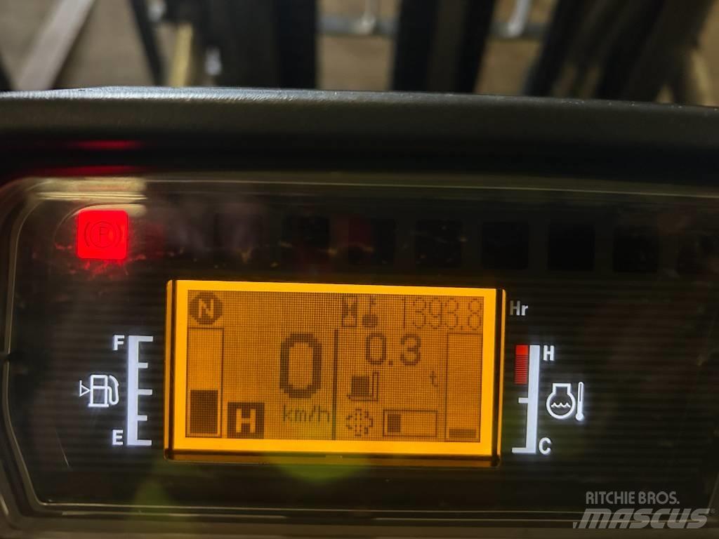 CAT DP 30 N Dizelski viličari