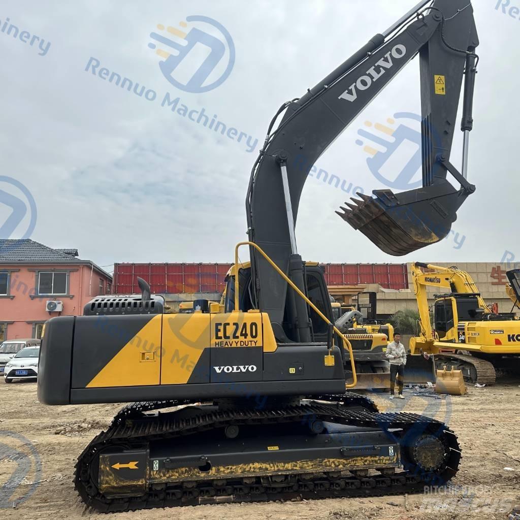 Volvo EC 240 Bageri gusjeničari