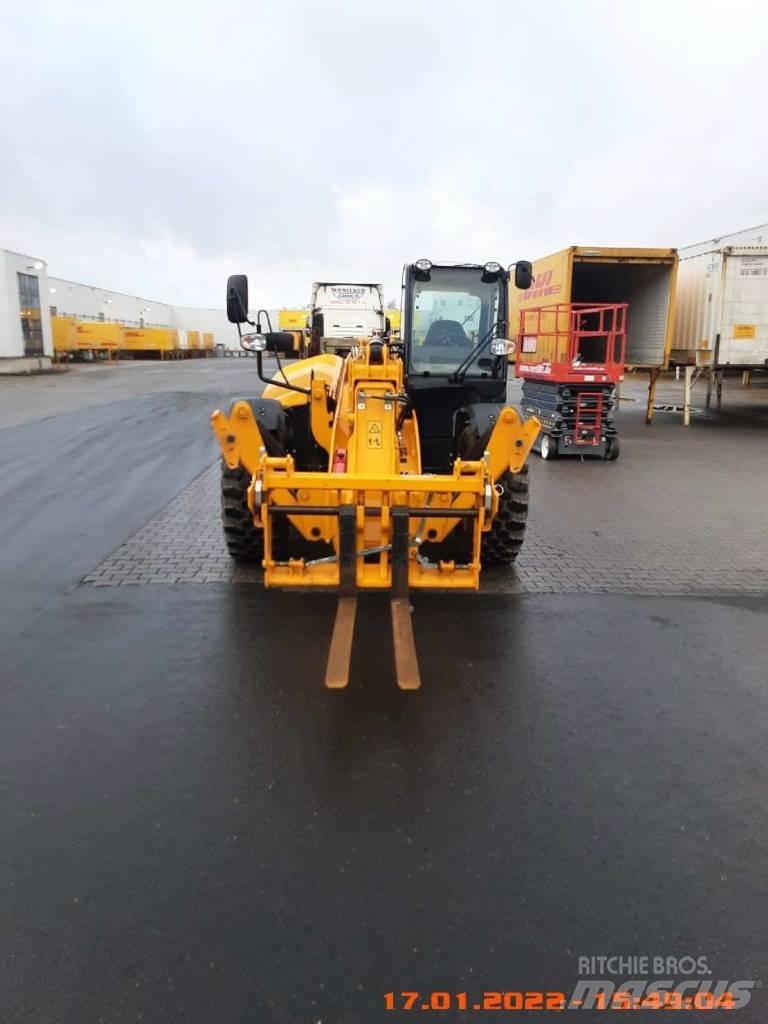JCB 540-140 Teleskopski viličari