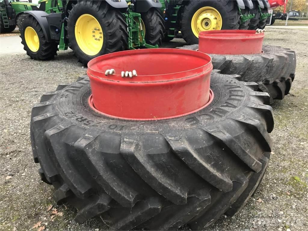 Alliance 710/75R42 Gume, kotači i naplatci