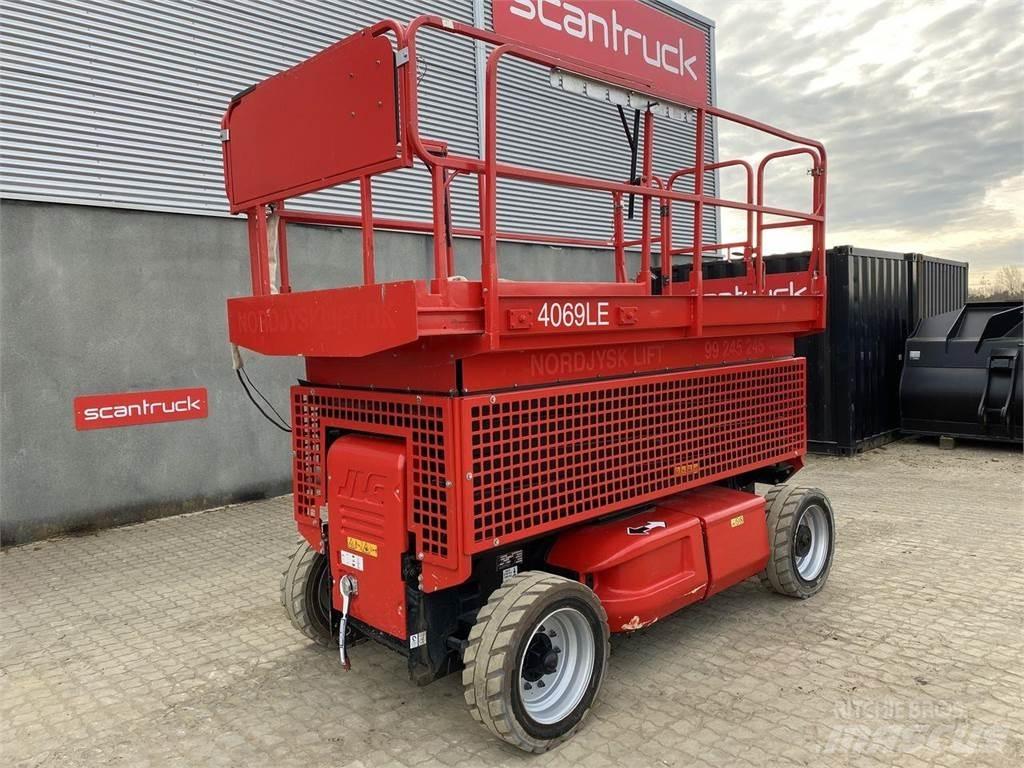 JLG 4069ERT Škaraste platforme