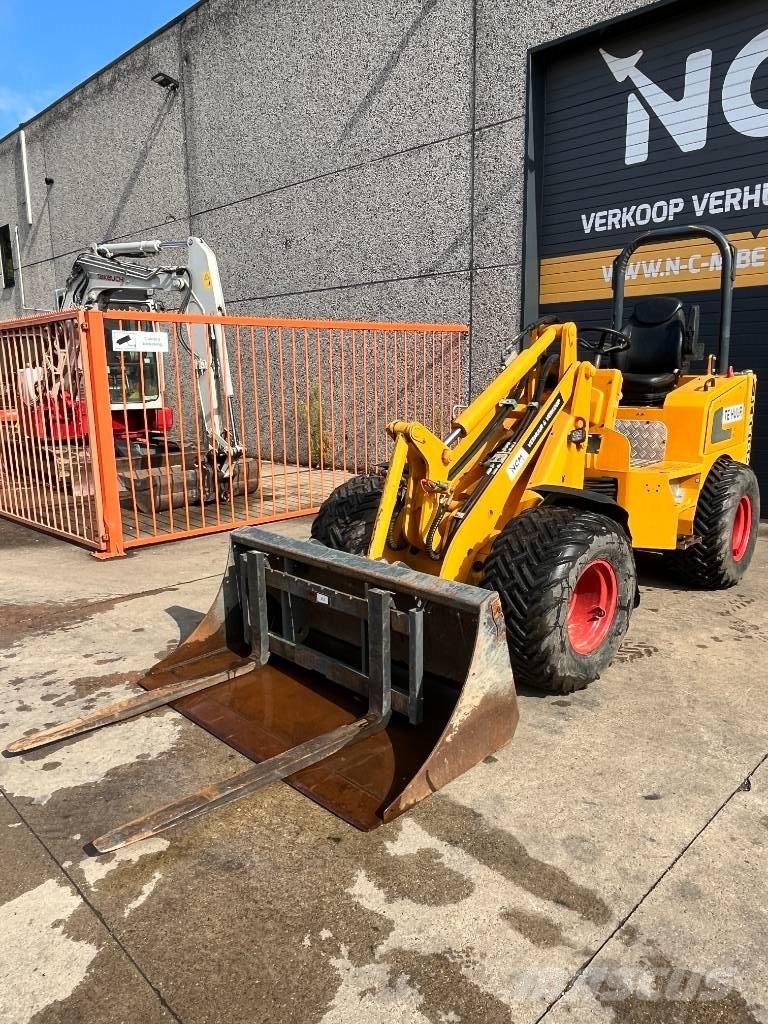 Knikmops KM 250 Utovarivači na kotačima