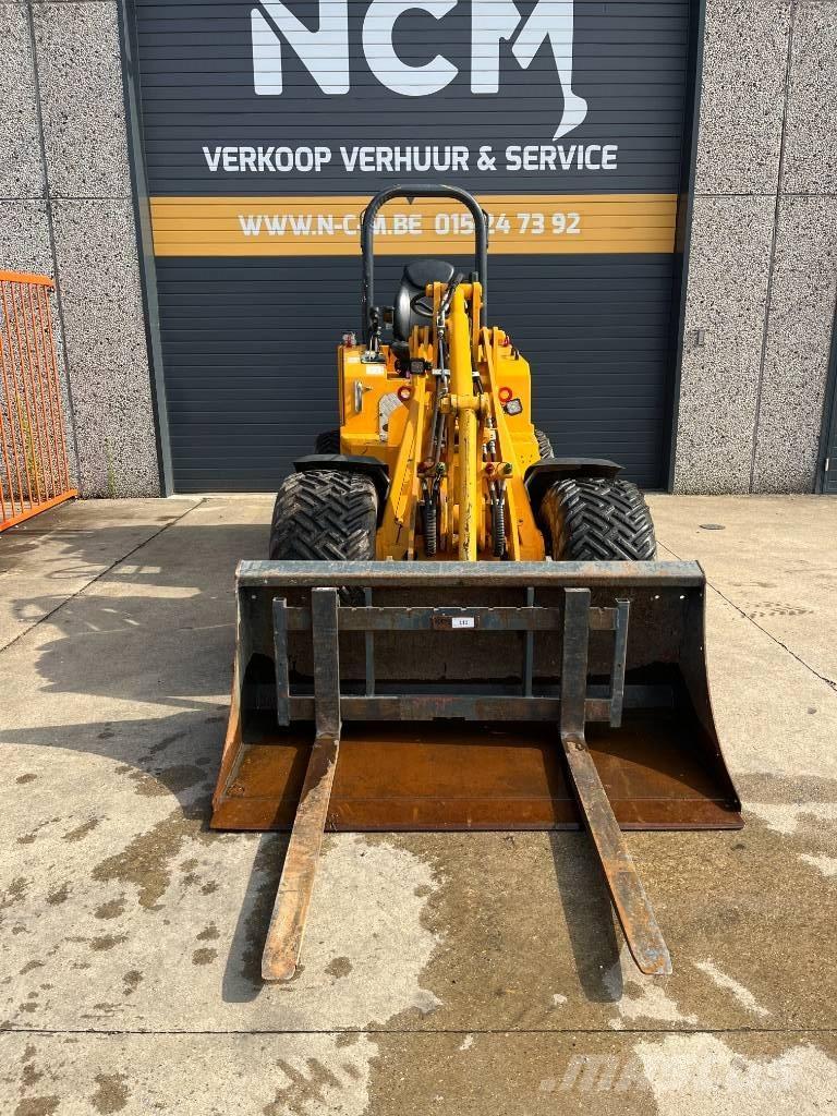 Knikmops KM 250 Utovarivači na kotačima