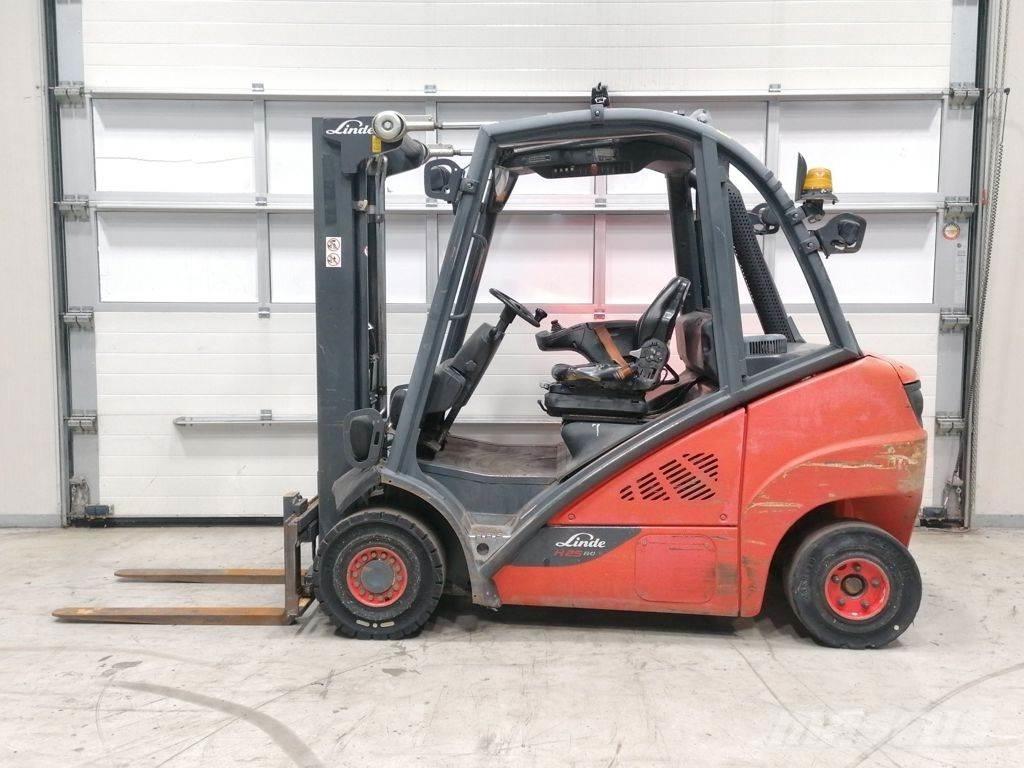 Linde H25D-02 Dizelski viličari