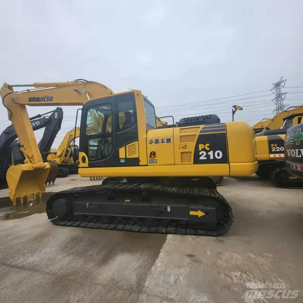 Komatsu PC 210 Bageri gusjeničari