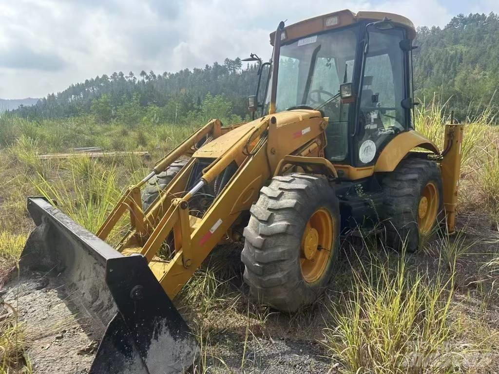 JCB 4 CX Bageri gusjeničari