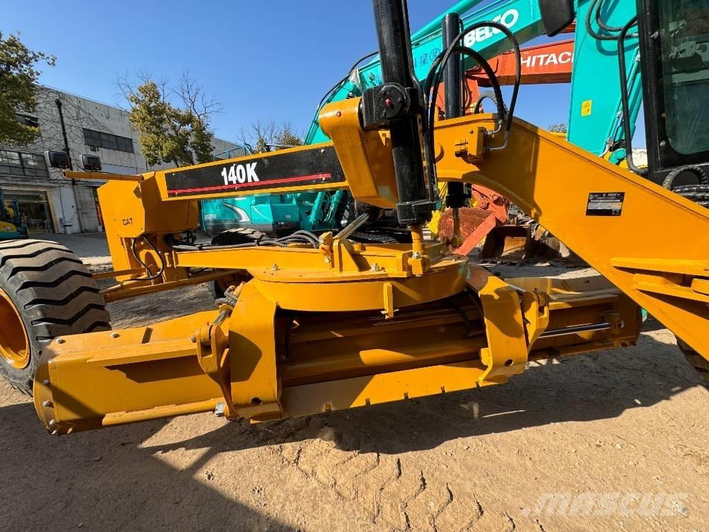 CAT 140K Grejderi