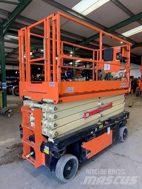 JLG 4045R Škaraste platforme