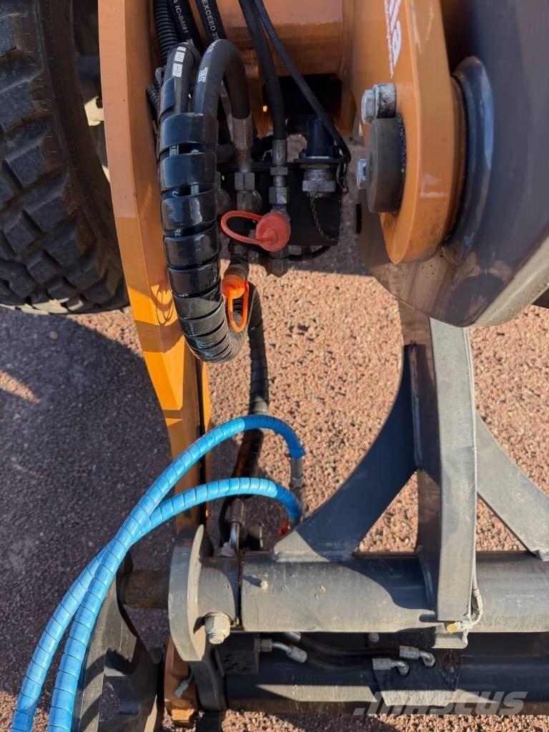 CASE 221 F Evolution Skid steer mini utovarivači