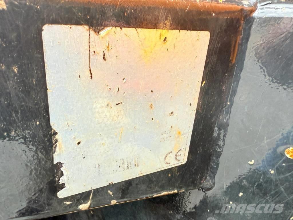 JCB 6 T Demperi za gradilišta