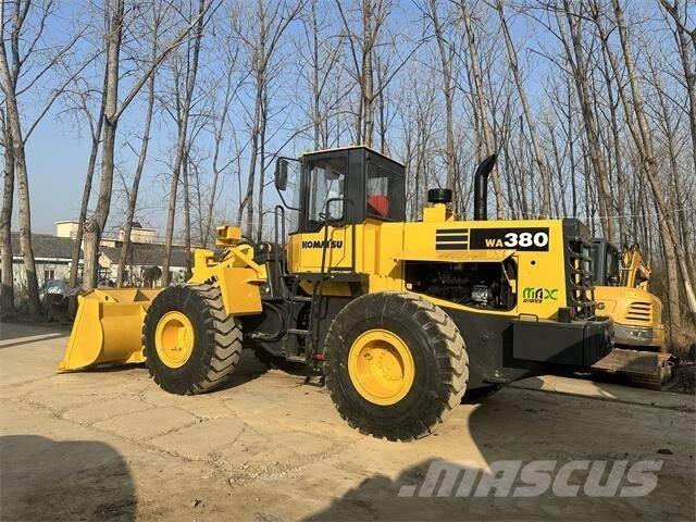 Komatsu WA380 Utovarivači na kotačima