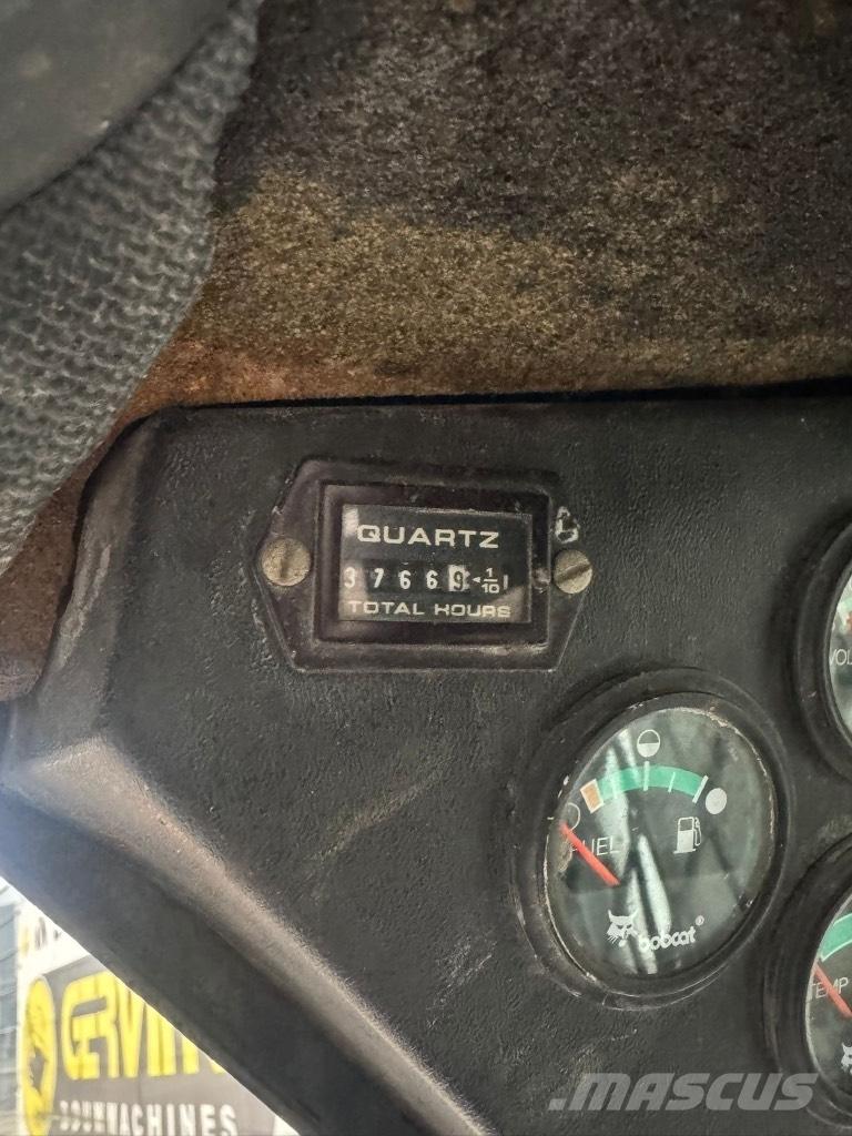 Bobcat 753 Skid steer mini utovarivači