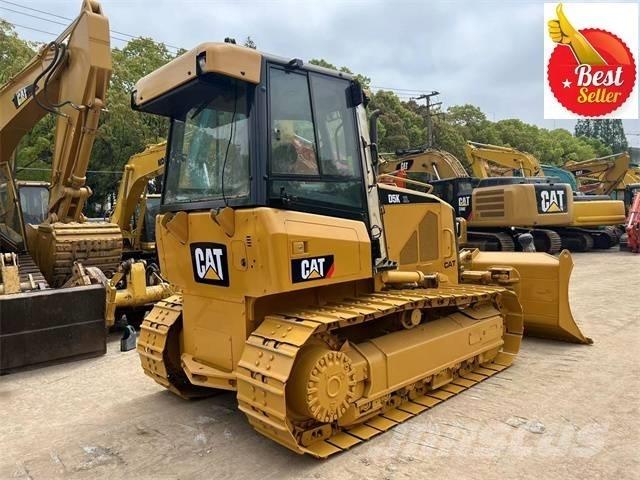 CAT D 5 K Buldožeri gusjeničari