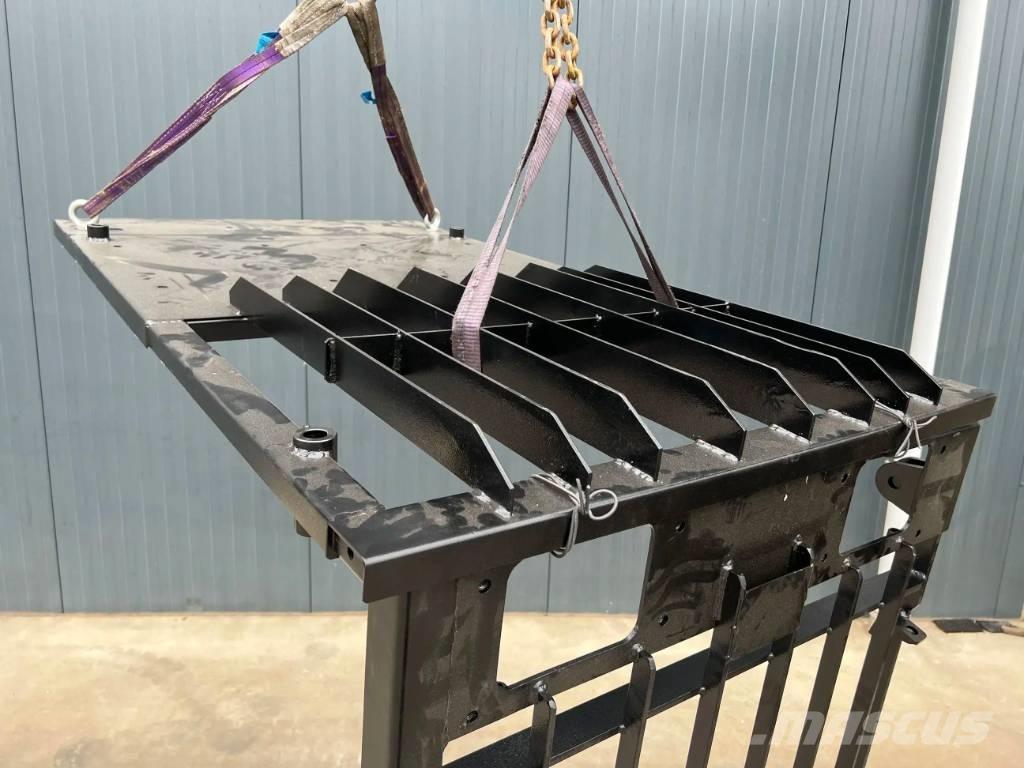 CAT 318C Guard Kabine i unutrašnjost