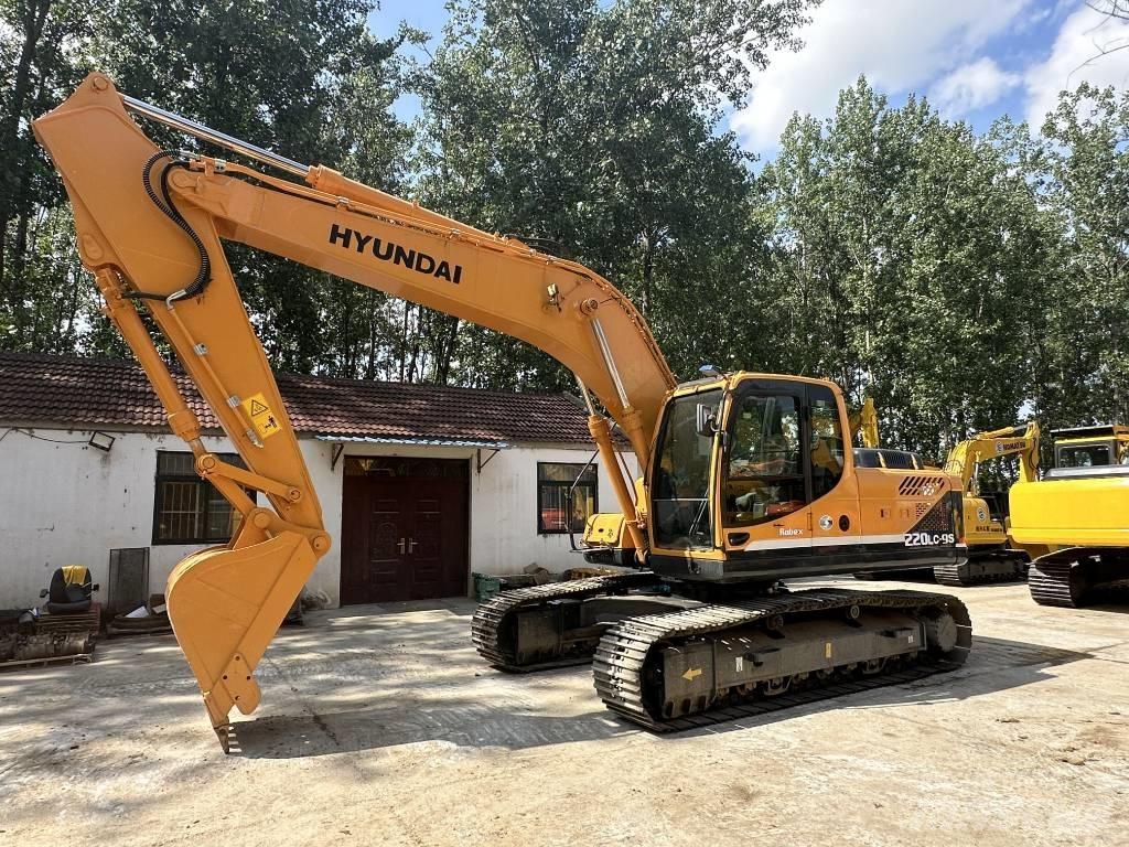 Hyundai 220LC-9S Bageri gusjeničari