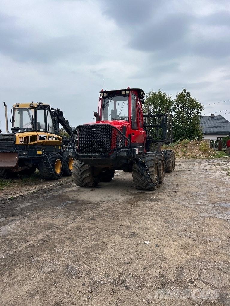 Komatsu 855 Forvarderi