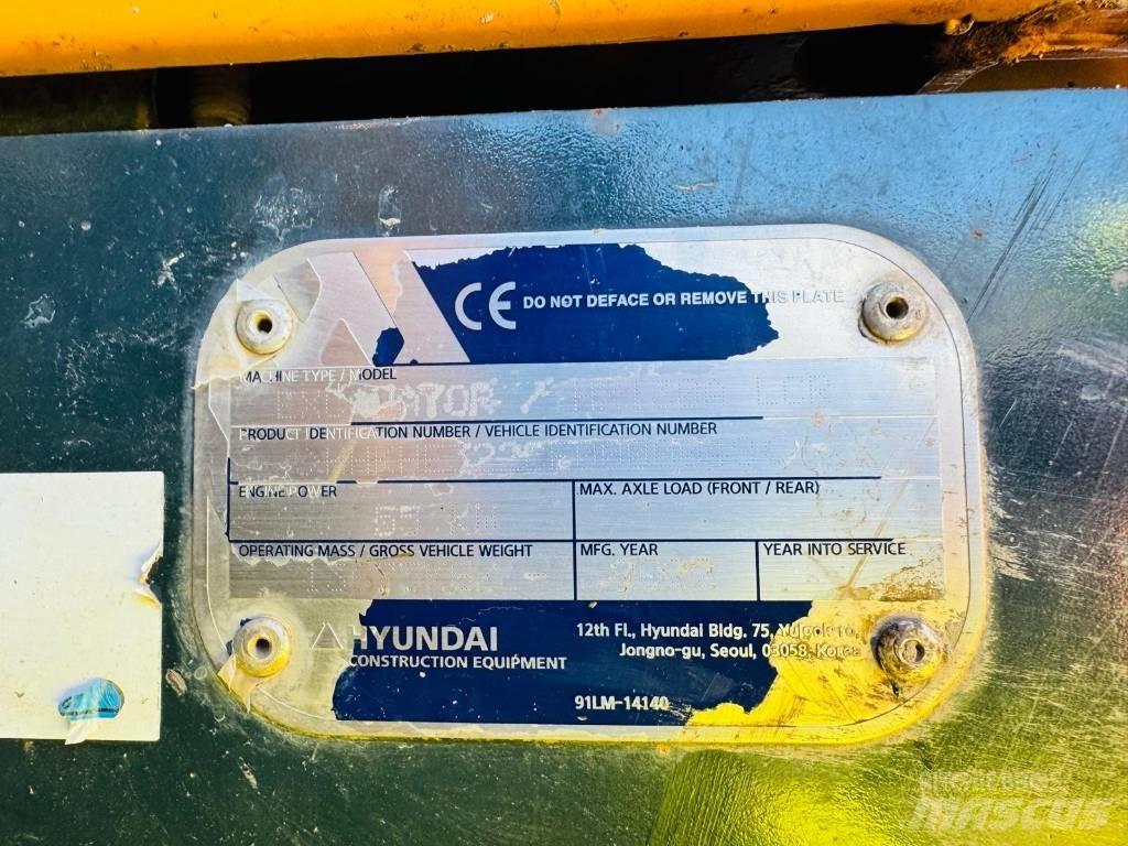 Hyundai HX130A LCR Bageri gusjeničari