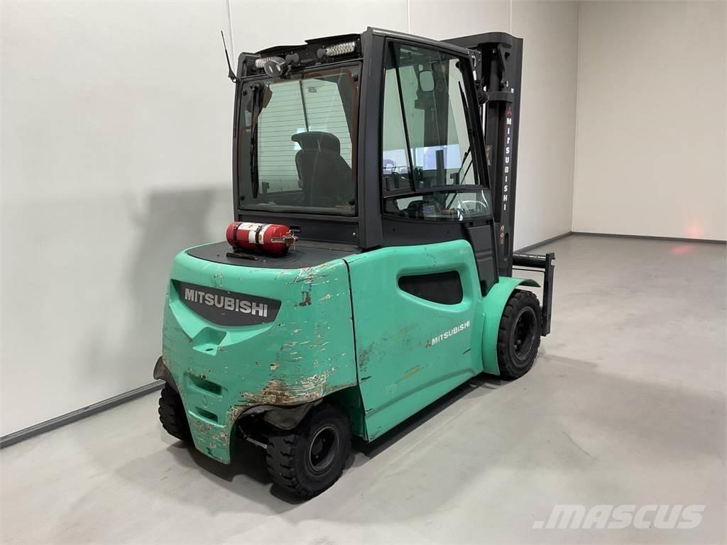 Mitsubishi FB50-2 Električni viličari