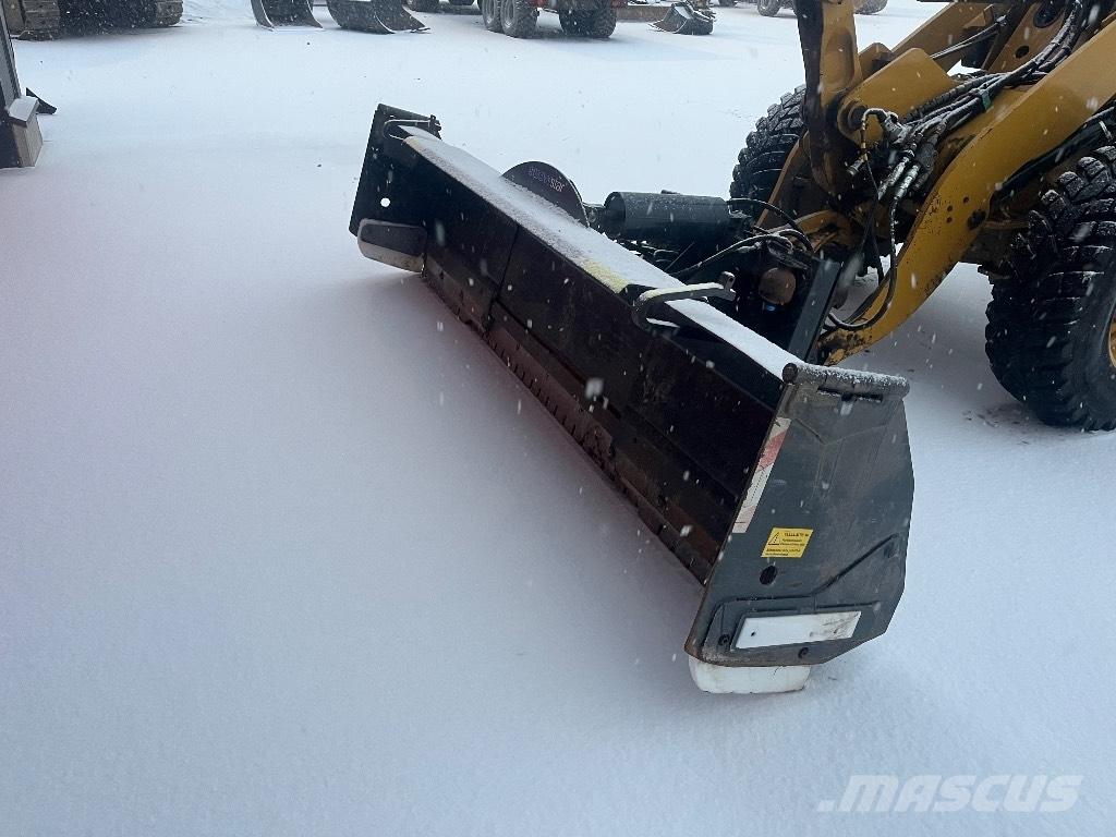 CAT 908 / Myyty, Sold Utovarivači na kotačima