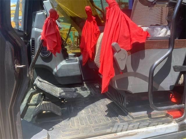 Sany SY215C Bageri gusjeničari