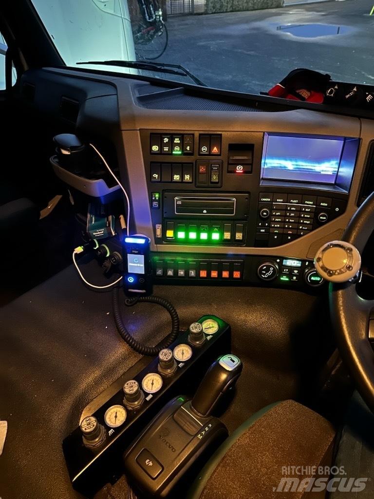 Volvo FM 500 Kamioni za čišćenje ulica