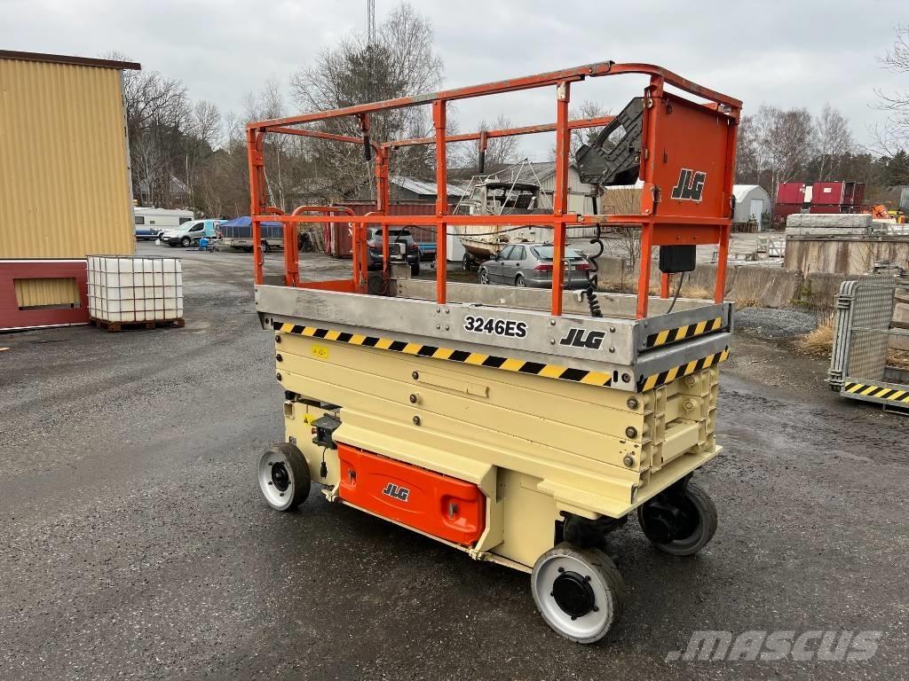 JLG 3246 ES Škaraste platforme