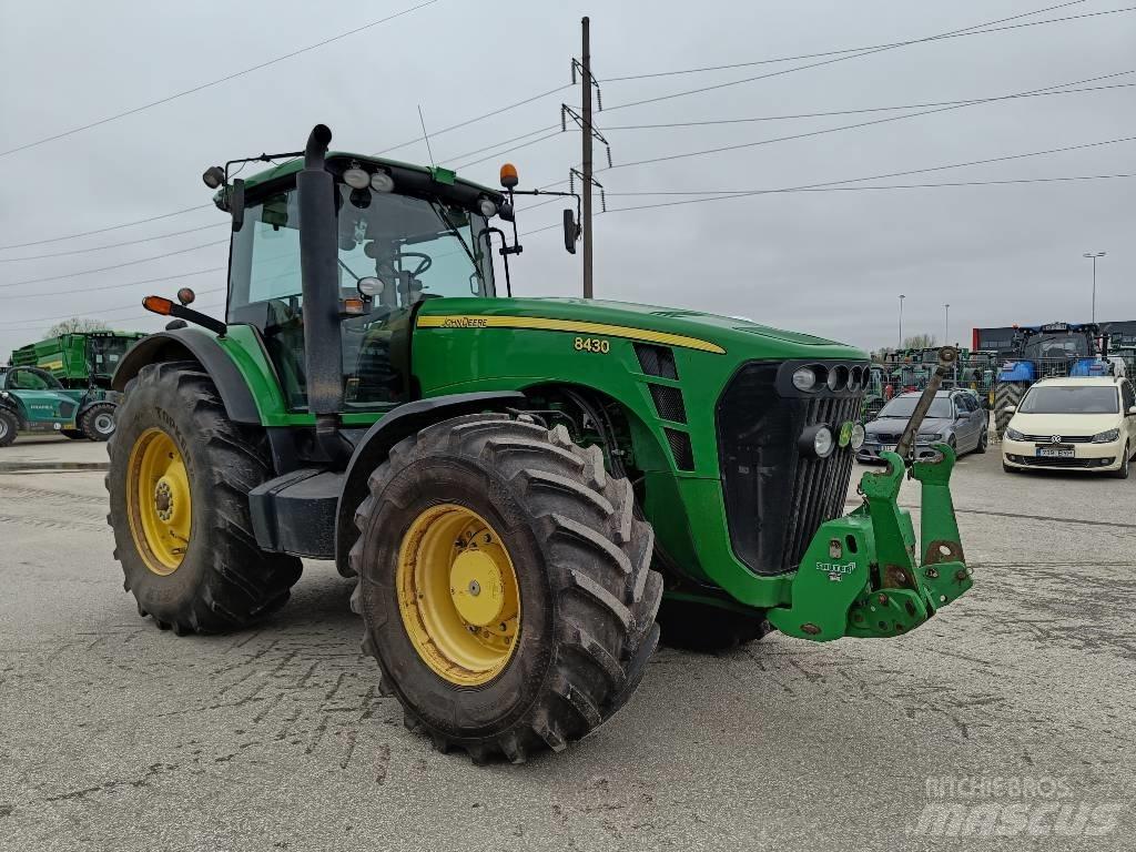 John Deere 8430 PST Traktori