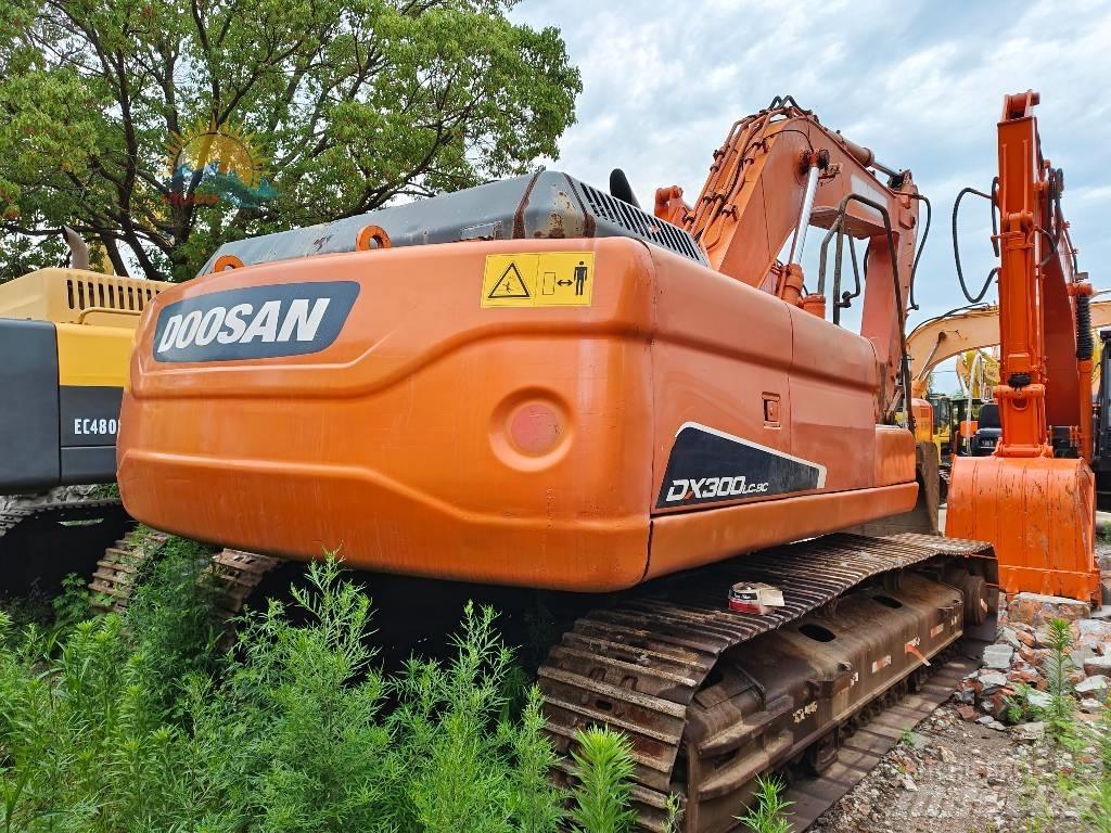 Doosan DX 300 LC-9C Bageri gusjeničari