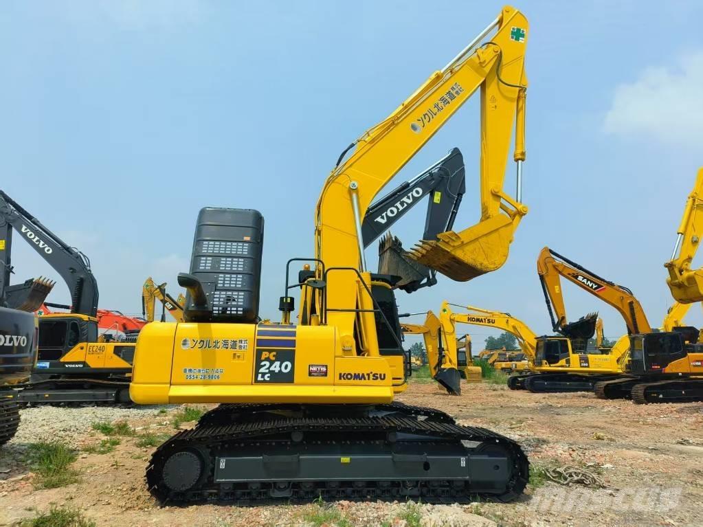 Komatsu PC 240-8 Bageri gusjeničari