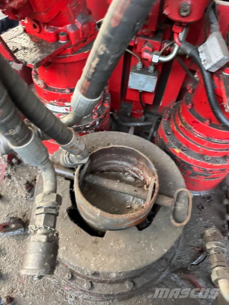 ABI RE 12/14300 Strojevi za zabijanje stupova