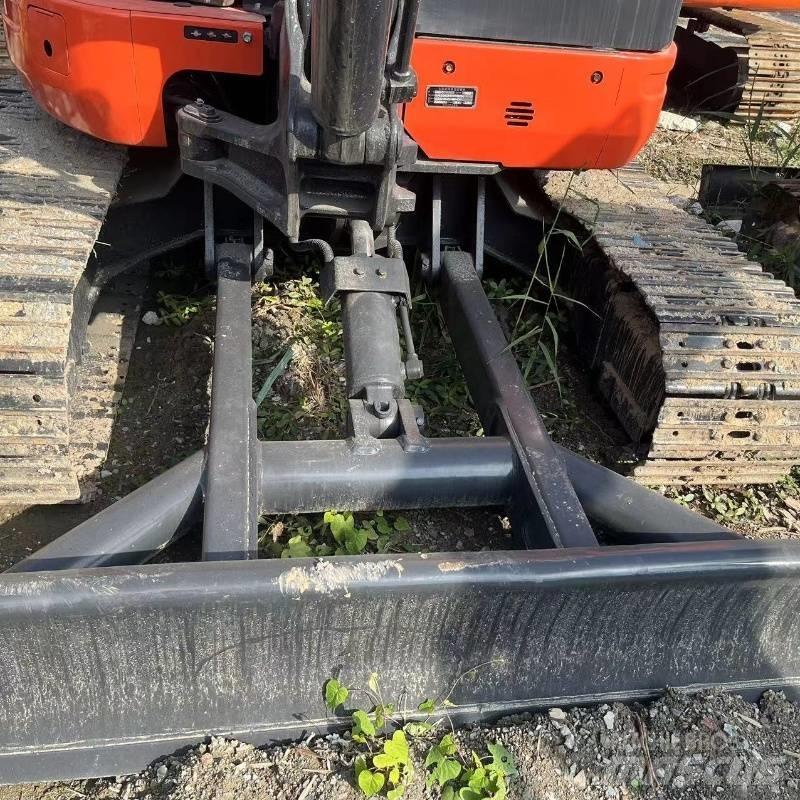 Kubota U 40 Mini bageri <7t