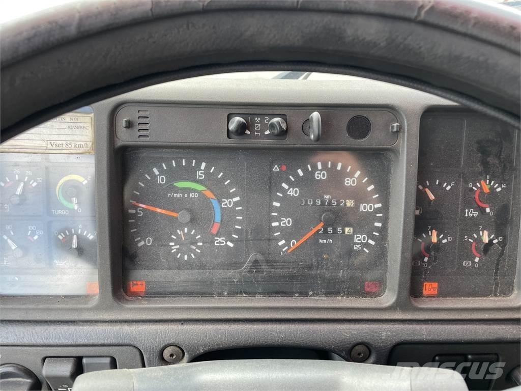 Volvo FH12 6x2 Demontažnii kamioni za podizanje kabela